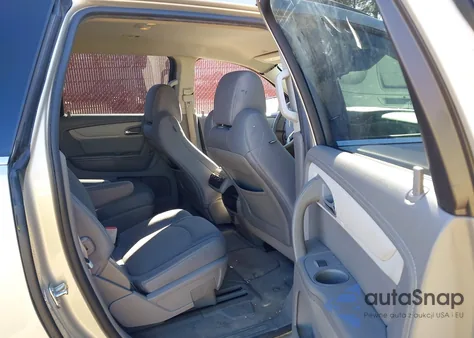 2015 Chevrolet Traverse 1Lt z USA, uszkodzony, nr VIN 1GNKRGKD9FJ226863